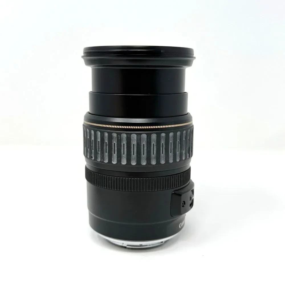 Canon EF 28-135mm f3.5-5.6 IS USM Zoom Lens Caps Filter
